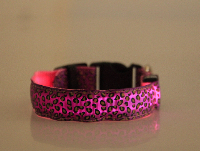 LED-Hundehalsband, sicher, verstellbares Nylon-Leoparden-Haustierhalsband