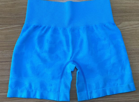 Nahtlose Gym-Shorts mit Camo-Jacquardmuster für Damen