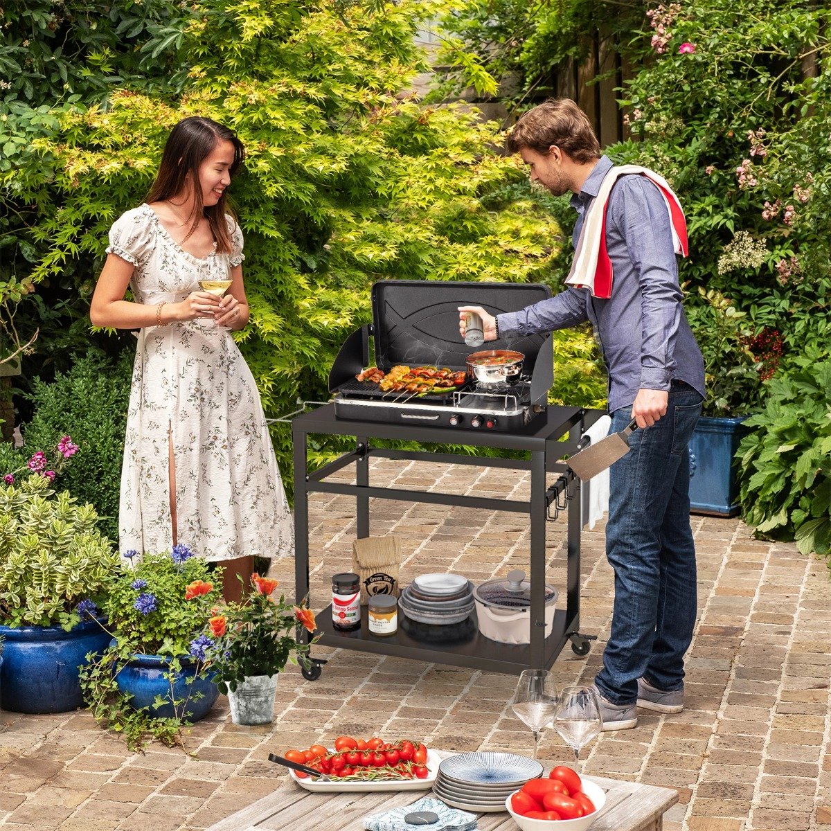 https://www.costway.de/grillwagen-fur-den-aussenbereich-mit-zwei-regalen-4-feststellbaren-radern-seitengriff-schwarz.html?ff=3&fp=8475&utm_source=dropship&utm_medium=dropship&utm_campaign=dropship